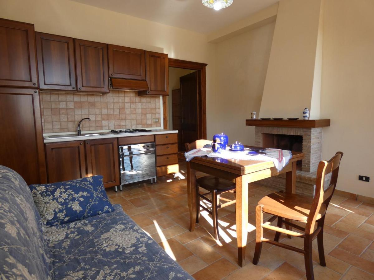 Scappo In Umbria, La Vallata Parrano Exterior photo