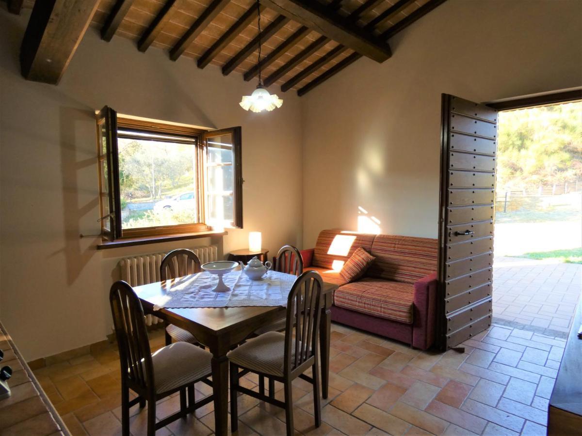 Scappo In Umbria, La Vallata Parrano Exterior photo